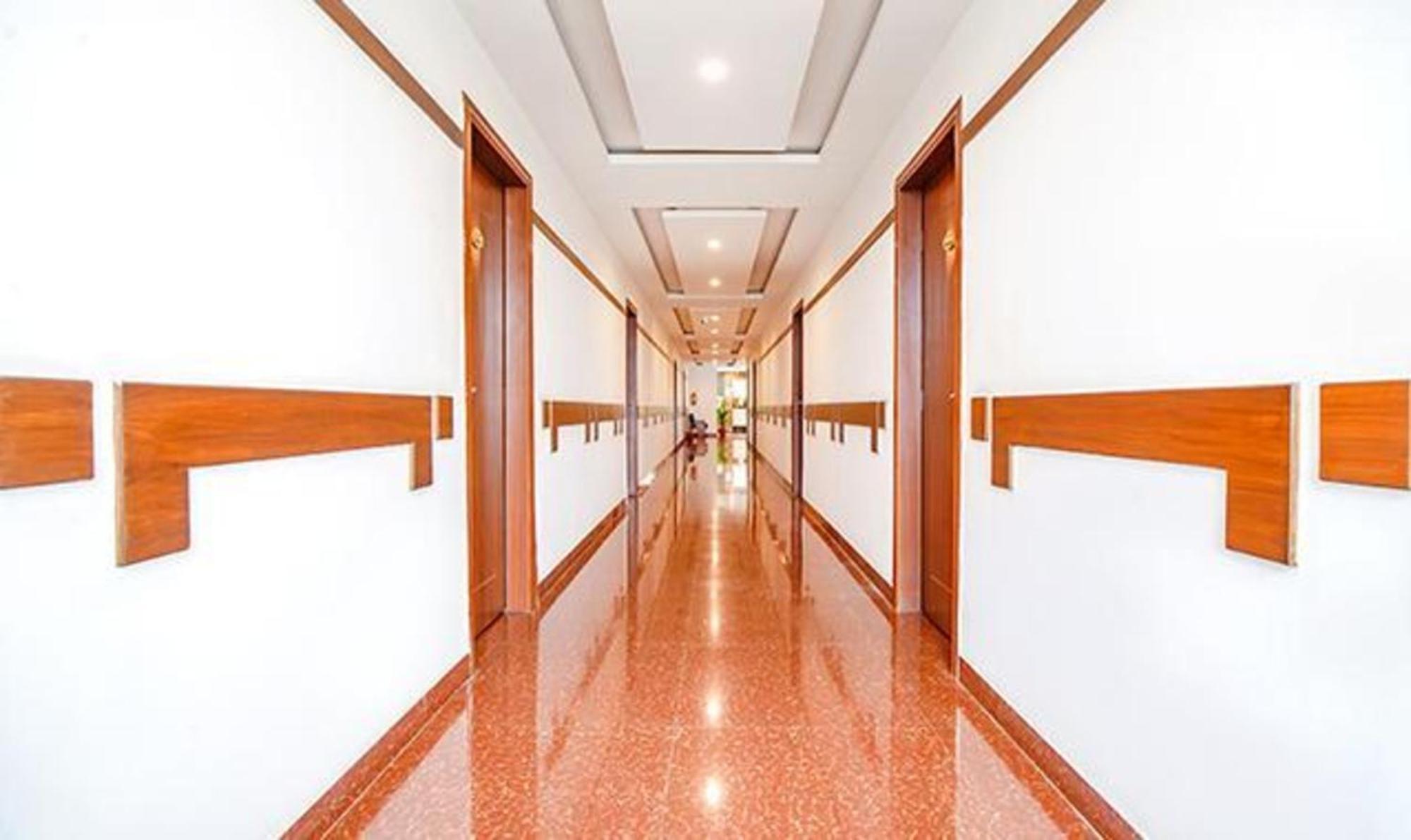 Fabhotel Emirates Suites - Sarjapur Road بنغالور المظهر الخارجي الصورة