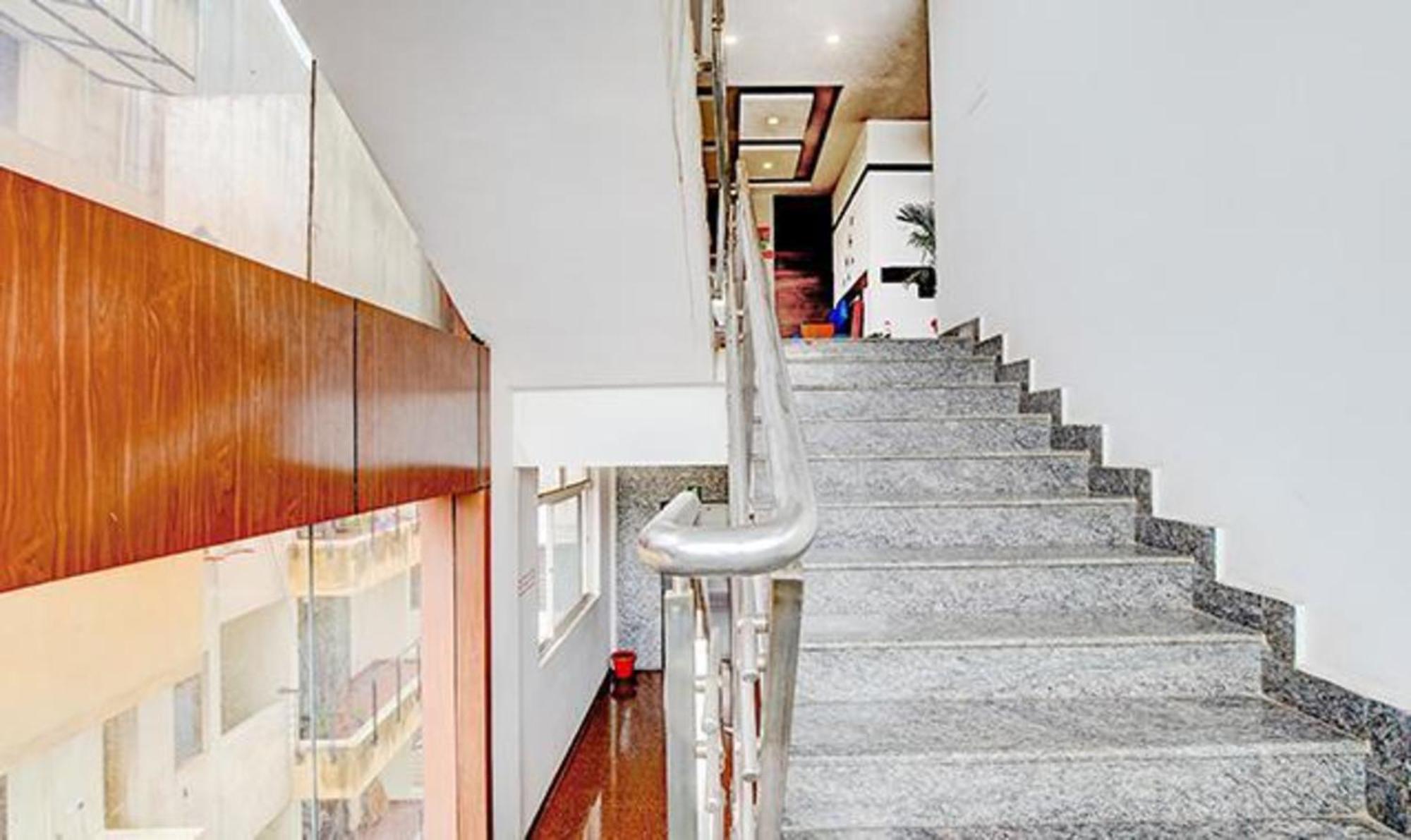 Fabhotel Emirates Suites - Sarjapur Road بنغالور المظهر الخارجي الصورة