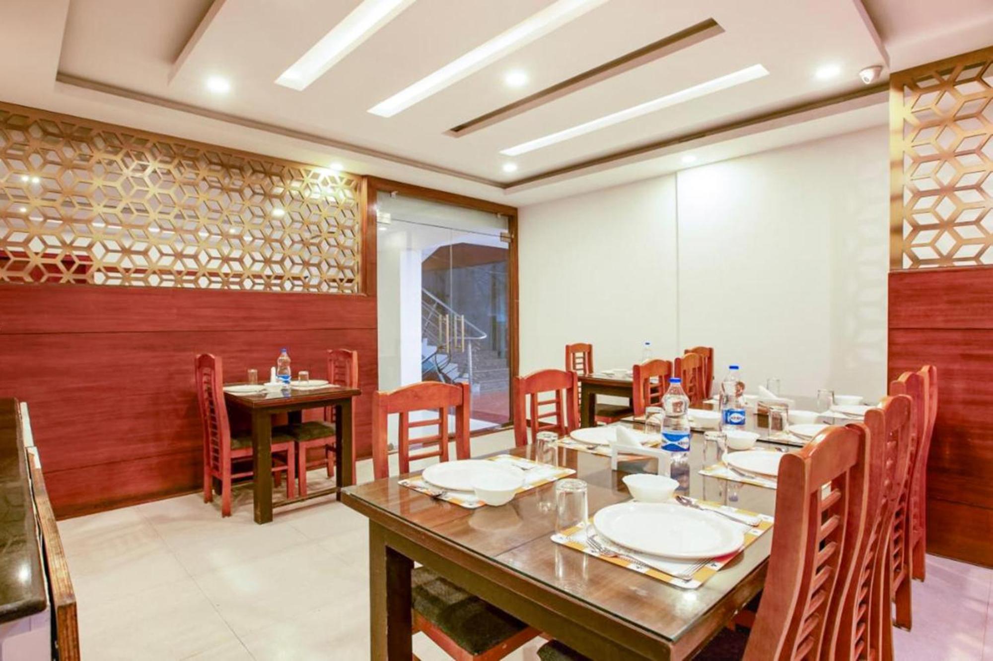 Fabhotel Emirates Suites - Sarjapur Road بنغالور المظهر الخارجي الصورة